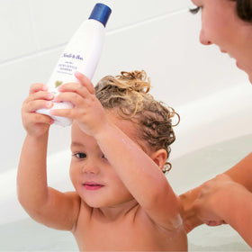 Noodle & Boo creamy shampoo texture close-up conveying moisturizing benefit