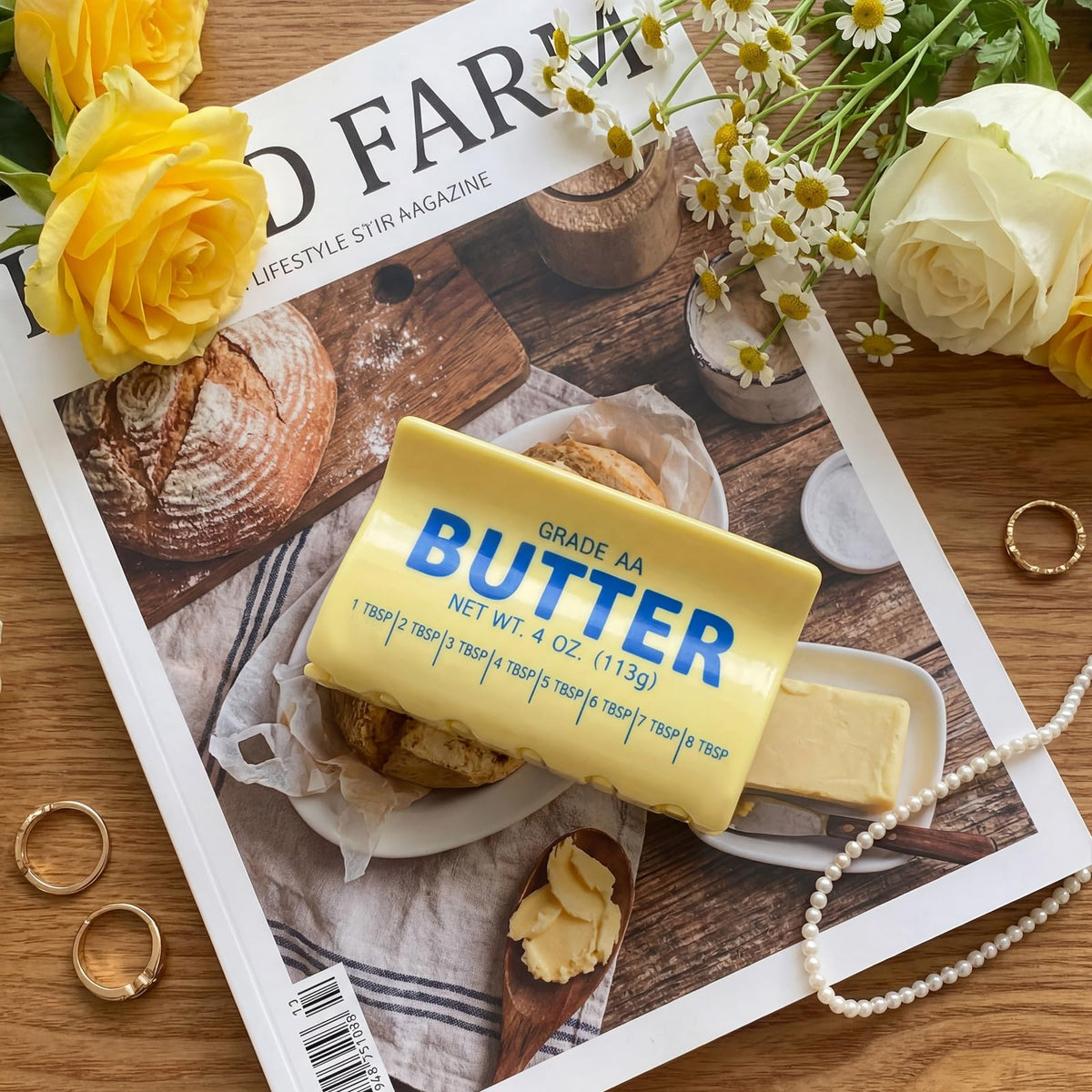 Norme butter clip staged in gift packaging to show present-ready appeal