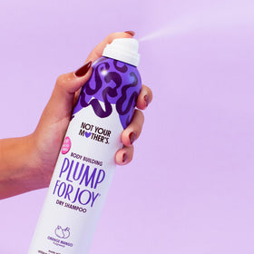 Not Your Mother's starch texture close-up showing fine powder for instant oil absorption benefit