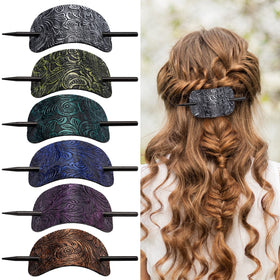Noverlife barrette held in hand showing compact size and easy handling benefit
