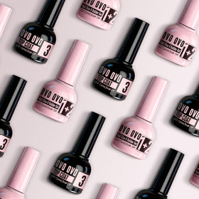 NOVO OVO pink-bottle gel nozzle close-up highlighting precise dispensing and cleaner application