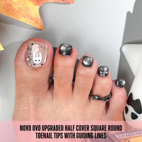 NOVO OVO soft gel texture close-up demonstrating flexible fit and comfortable wear
