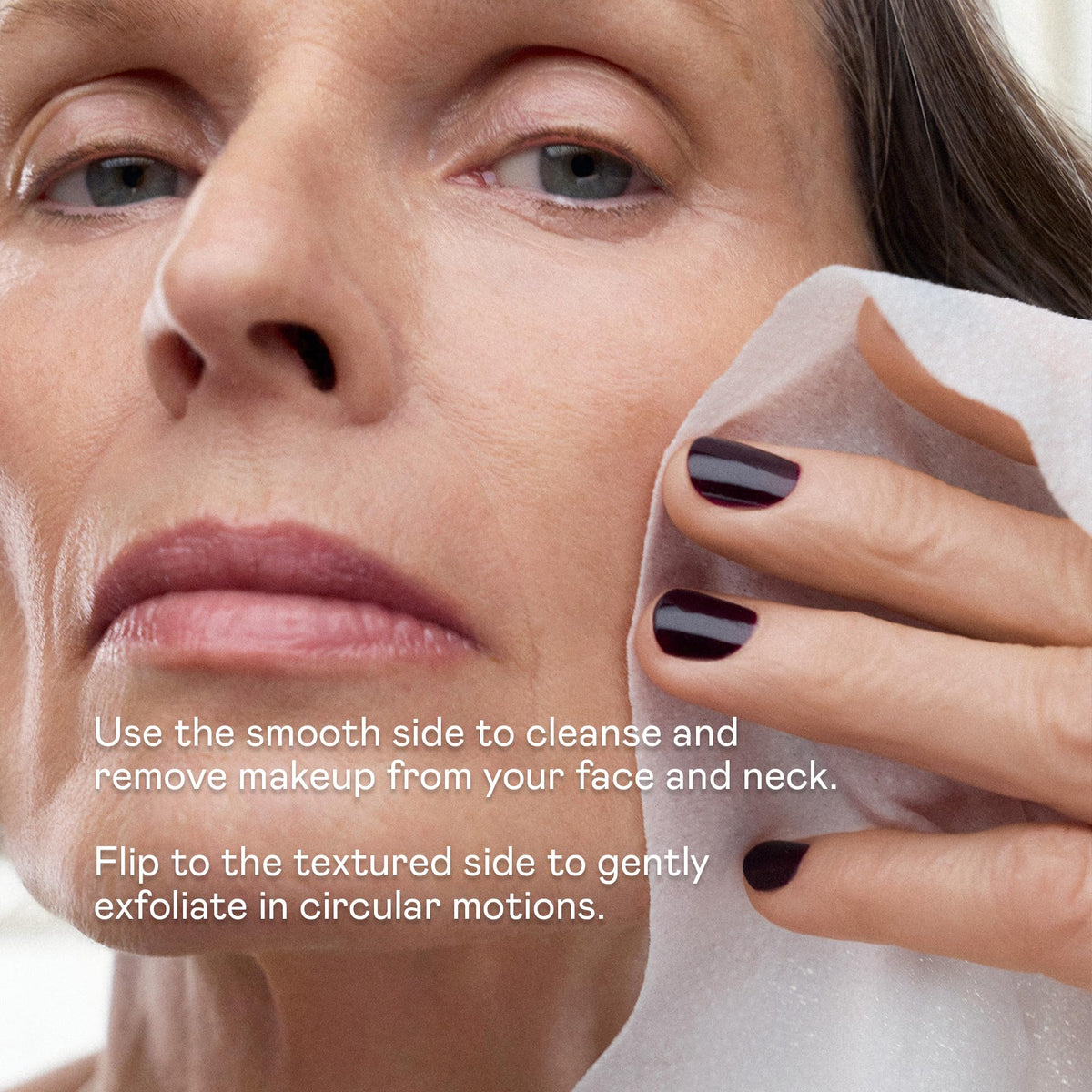 NuFACE ingredient display of hyaluronic acid and maqui berry for hydration