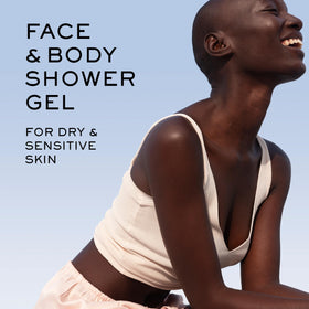 NUXE honey-like gel texture close-up illustrating creamy hydration benefits