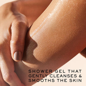NUXE label and pump detail highlighting ingredients and easy dispensing benefit