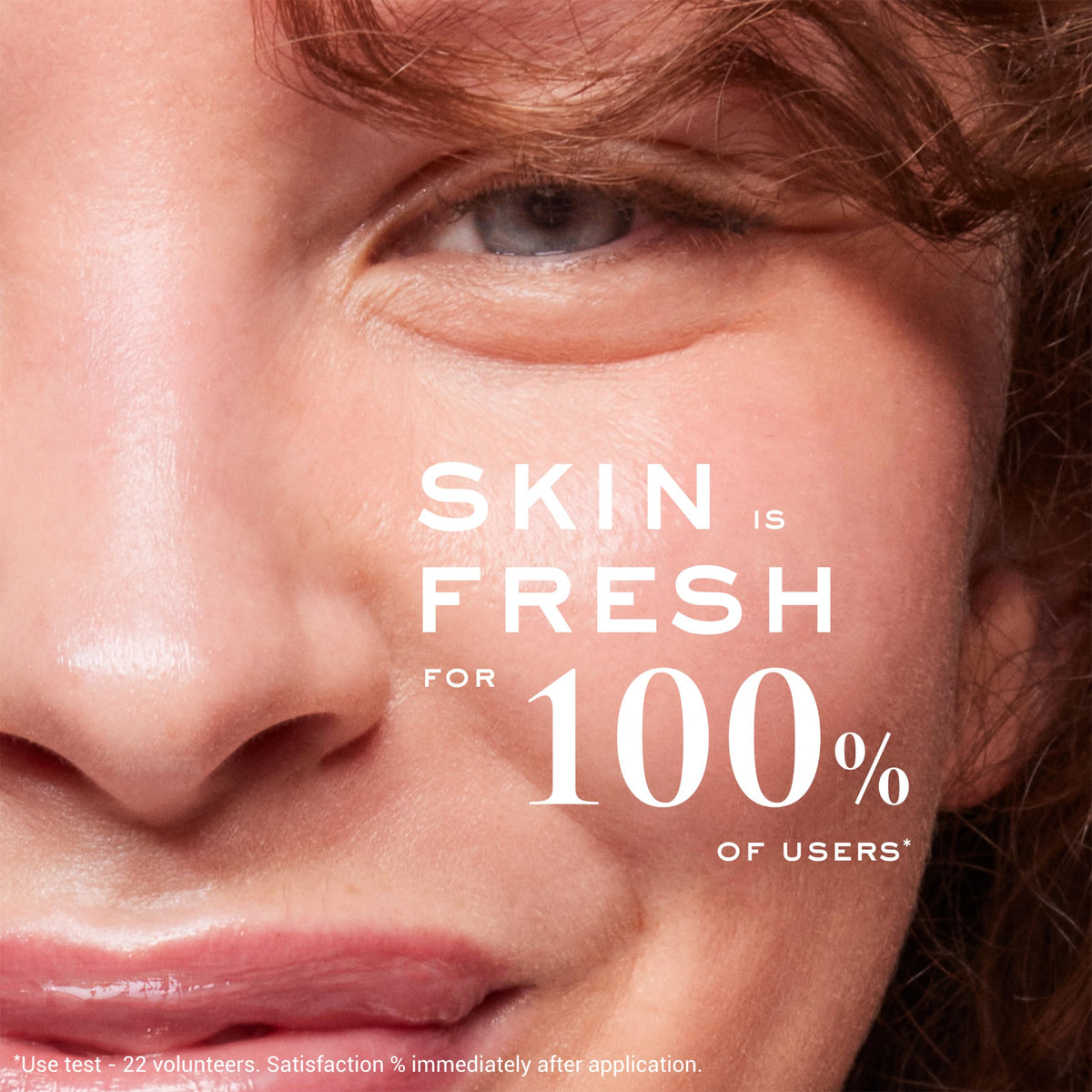 NUXE spray in use misting face to refresh skin quickly