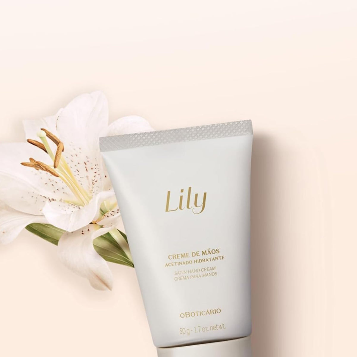 O BOTICARIO ingredients label close-up highlighting eco-conscious formulation