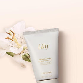 O BOTICARIO ingredients label close-up highlighting eco-conscious formulation