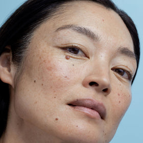 Obagi Medical label close-up highlighting SPF 50 and ingredient clarity benefit