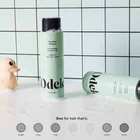Odele shampoo pouring to show lightweight lather and gentle cleanse benefit