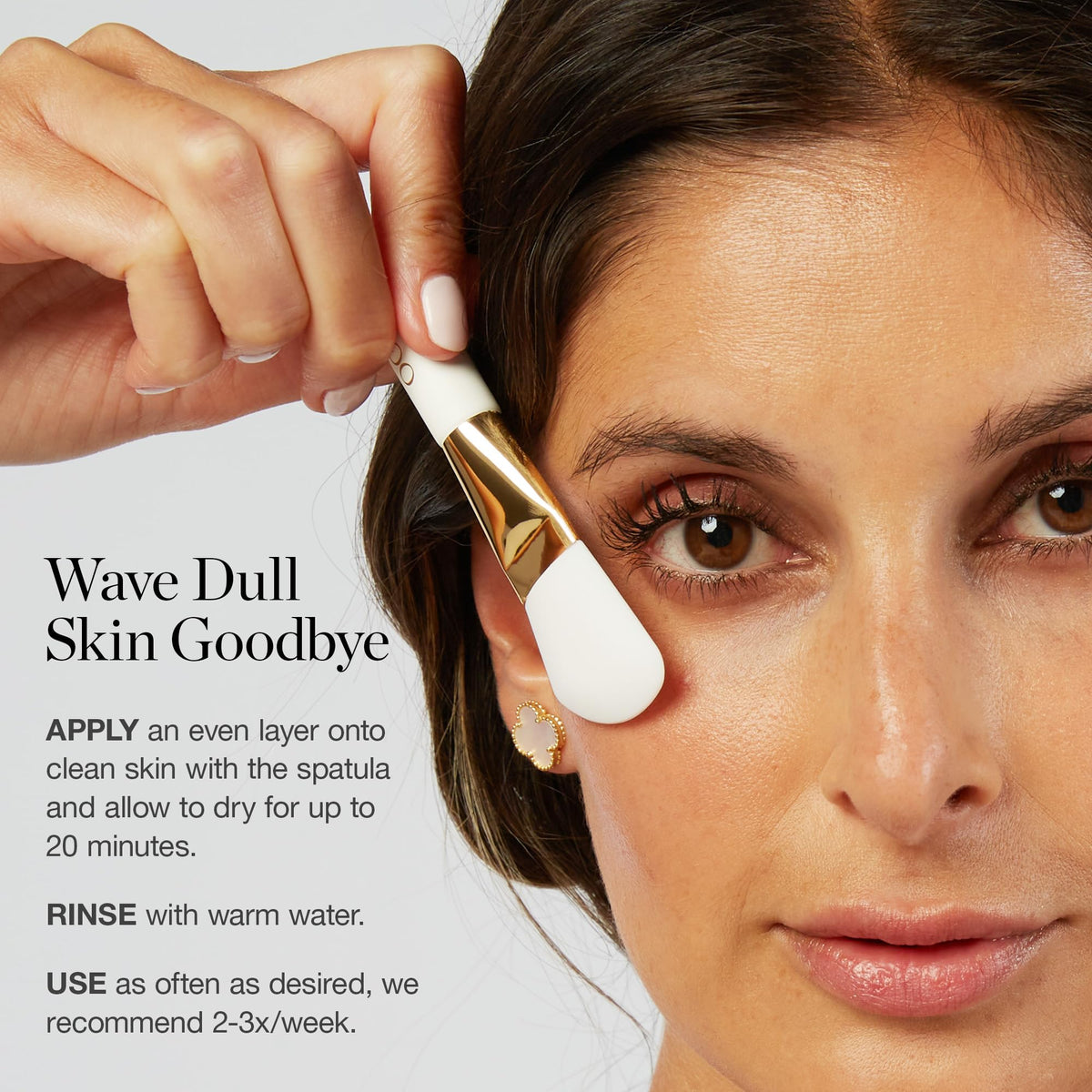 Ogee mask being applied on hand showing smooth spreadability and easy use