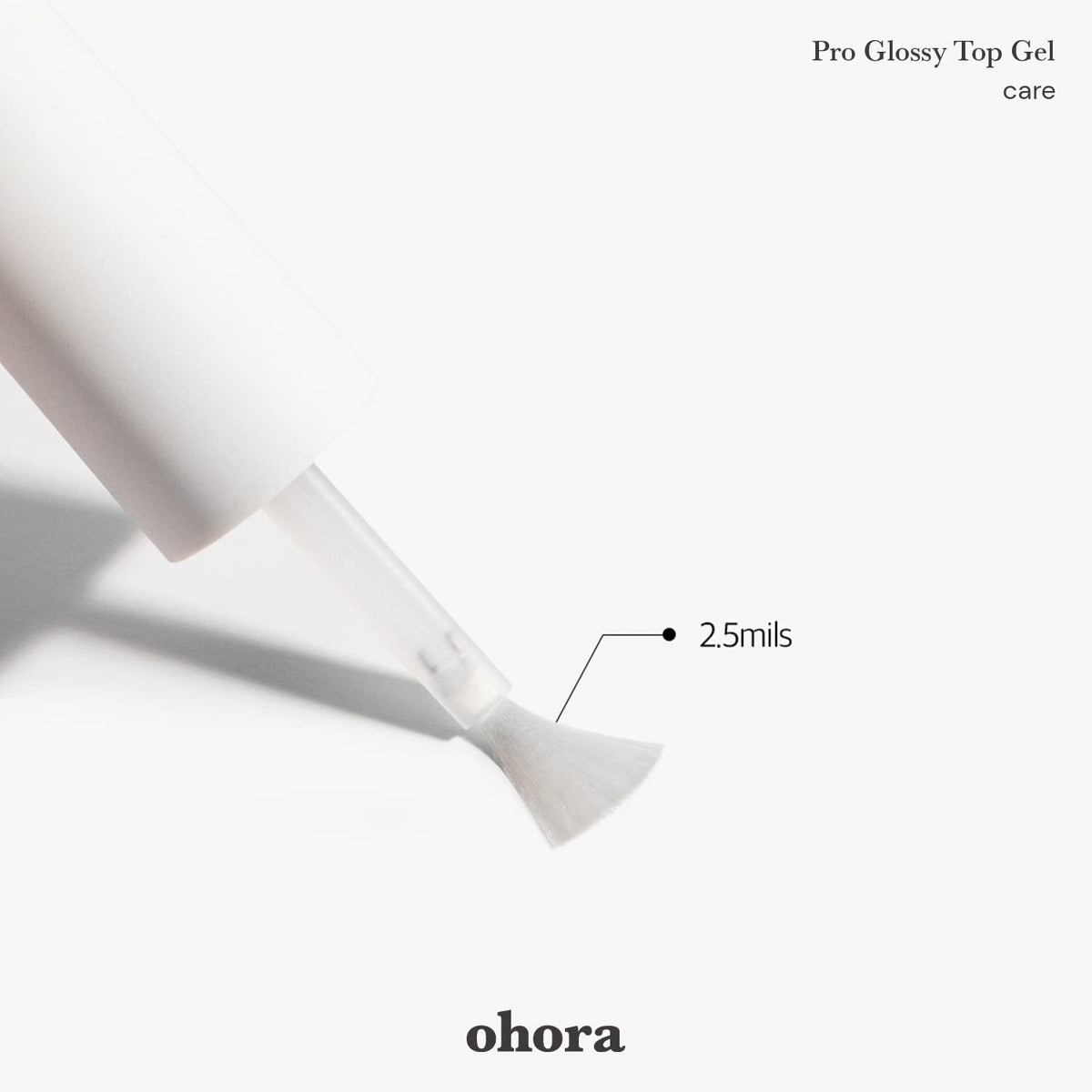 ohora close-up of glossy gel texture revealing smooth finish benefit