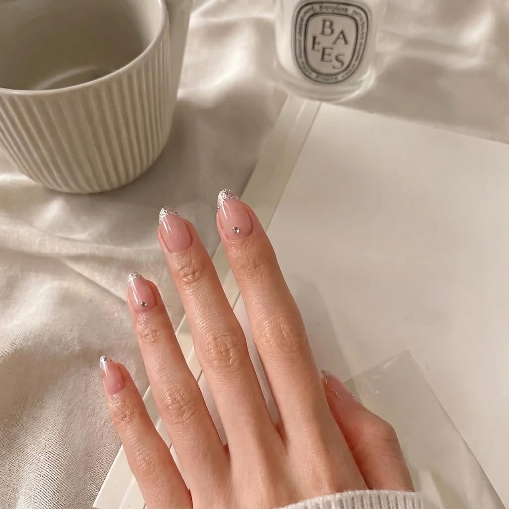 ohora close-up of mirror shine highlighting glossy salon finish