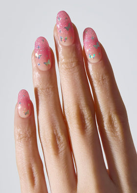 ohora strip layout with 30 gel nail wraps visible for easy size selection
