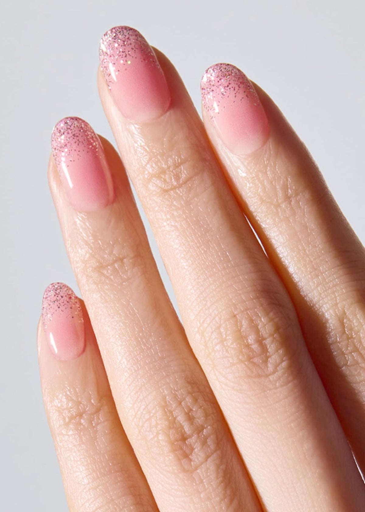 ohora close-up of gel strip texture highlighting smooth glossy finish