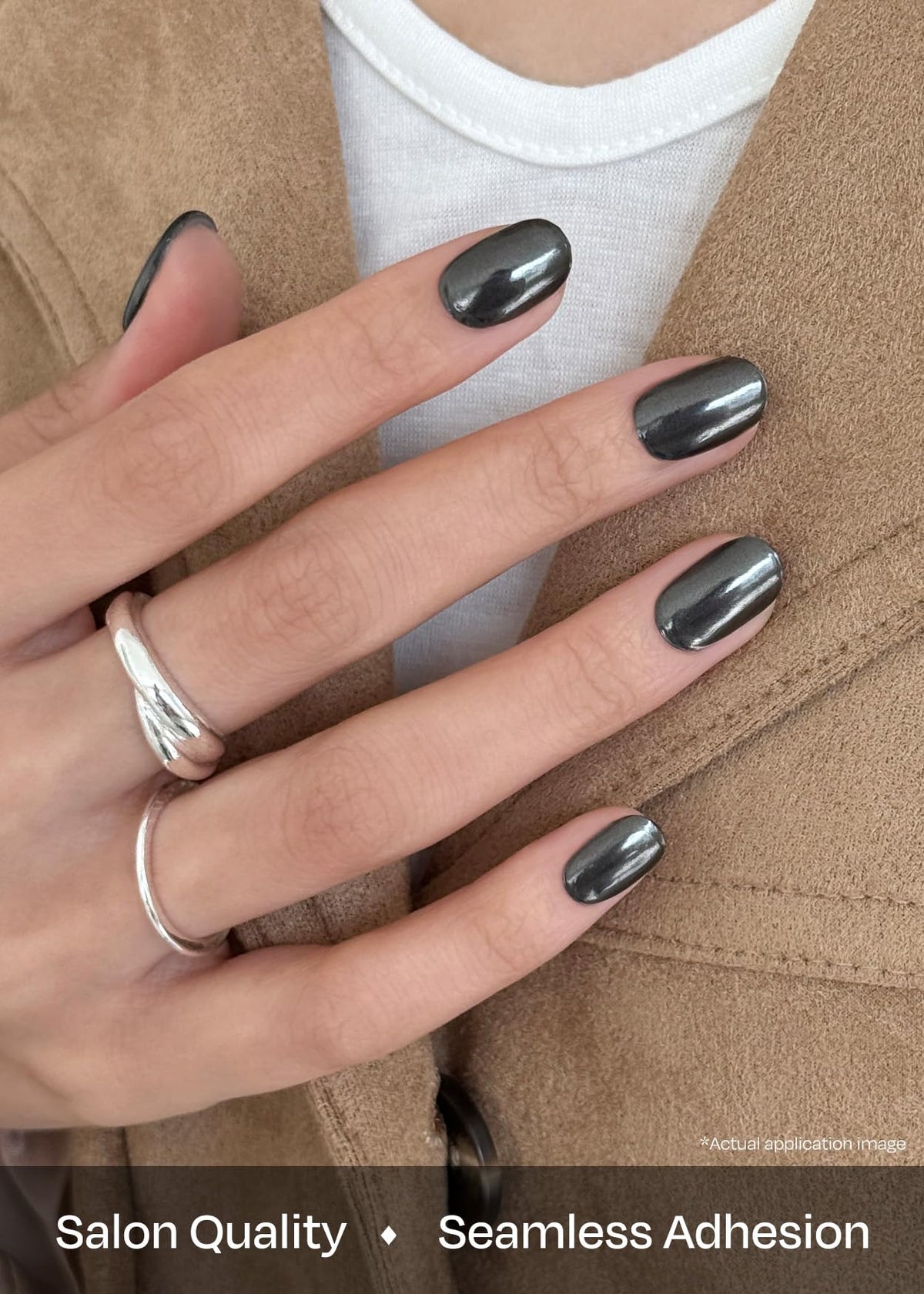 ohora applied on hands demonstrating salon-quality chrome manicure at home