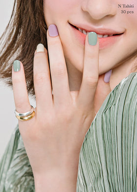 ohora finished manicure on nails showing salon-quality shine and long wear benefit