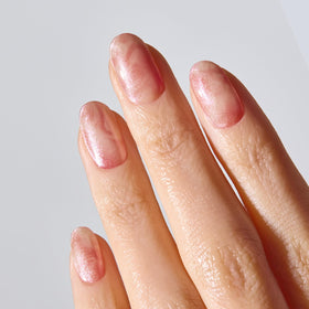 ohora close-up of marble-pink strip texture highlighting precise gel details