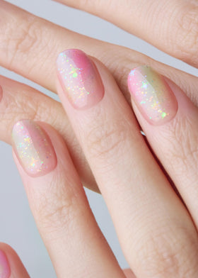 ohora close-up of ombré gel strip texture highlighting smooth color transition