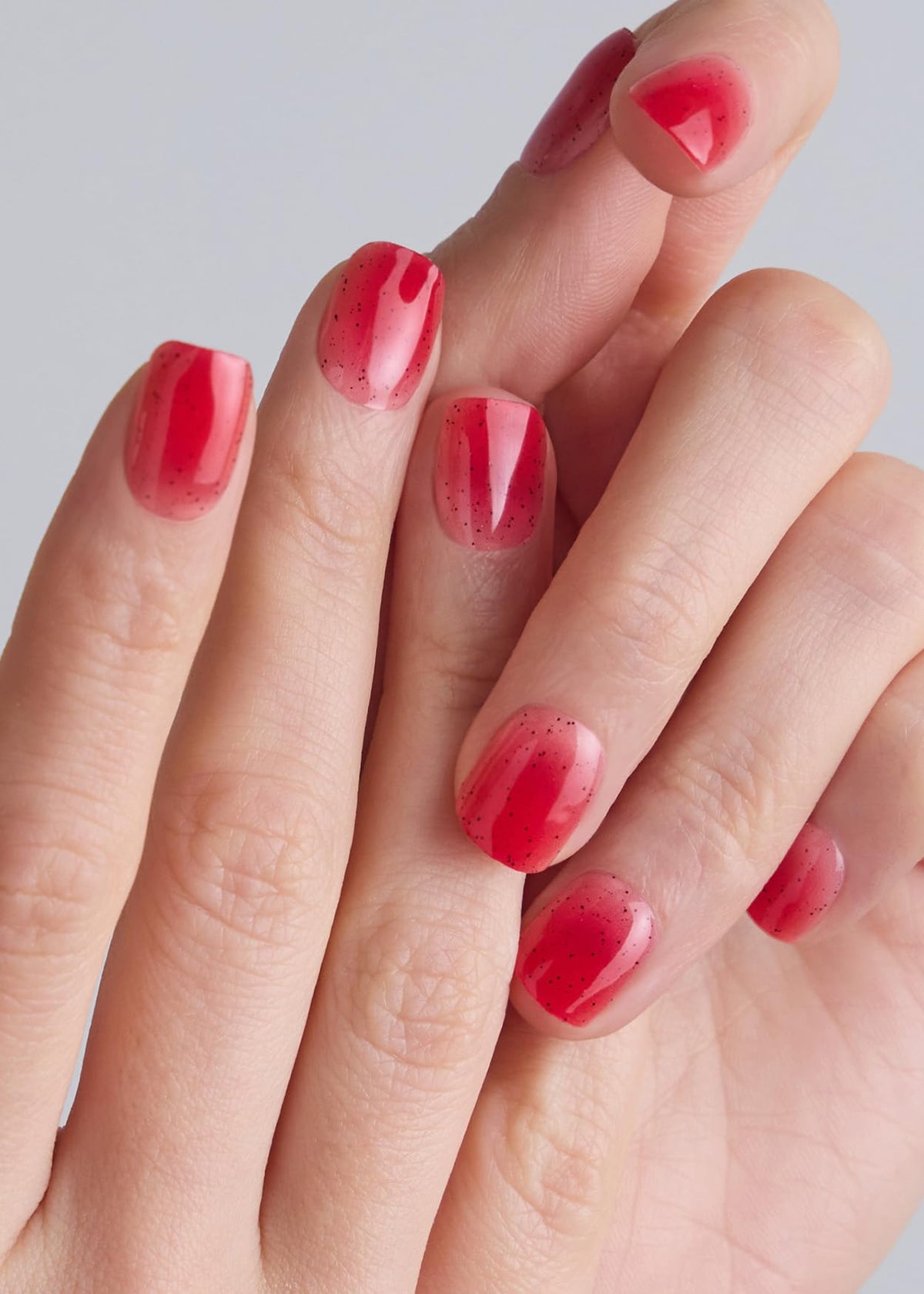 ohora close-up of strip texture highlighting durable glossy gel finish