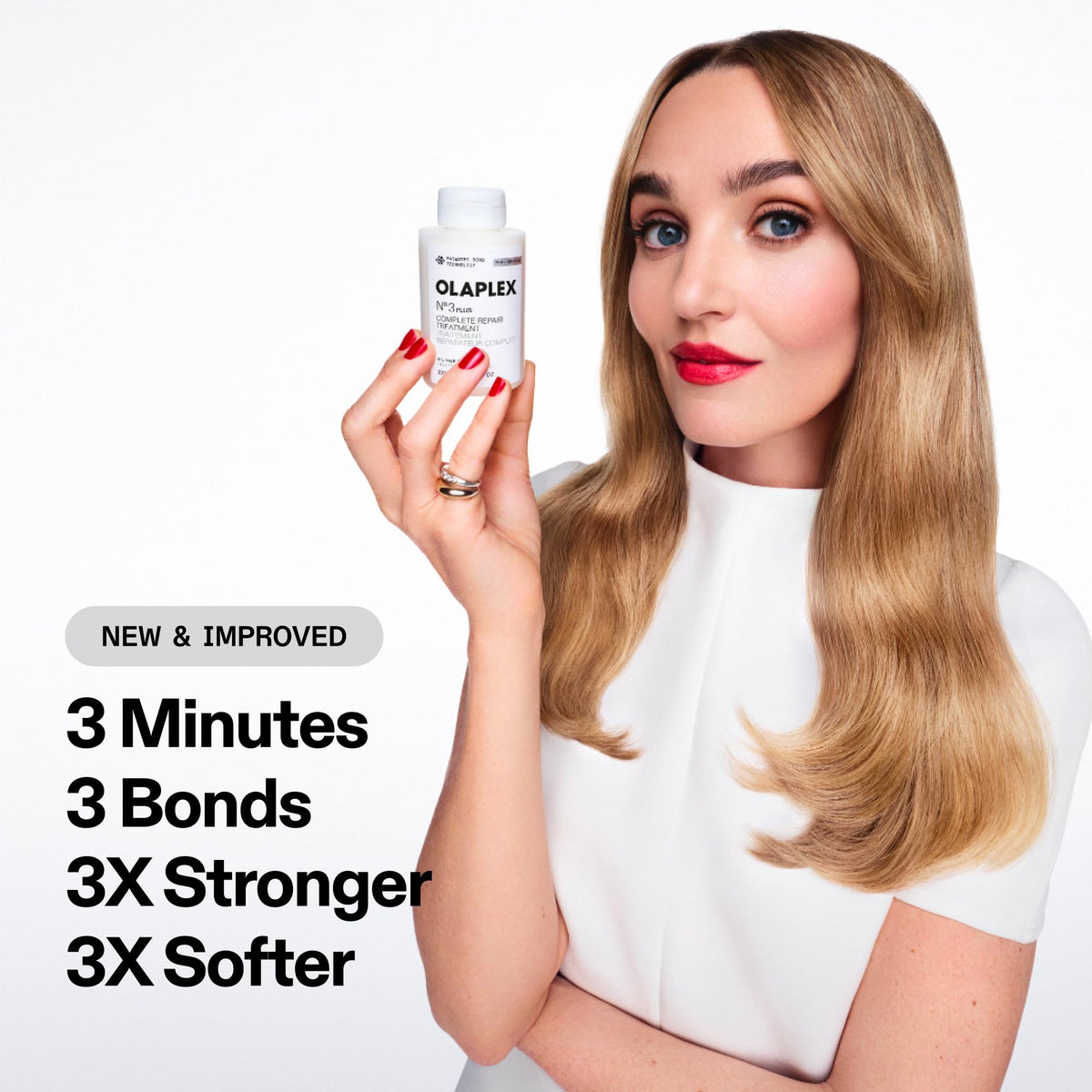Applying Olaplex N°.3PLUS to wet hair for fast pre-shampoo repair