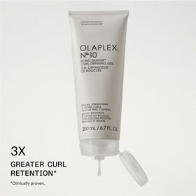 Olaplex Nº.10 gel texture on hand demonstrating smooth slip