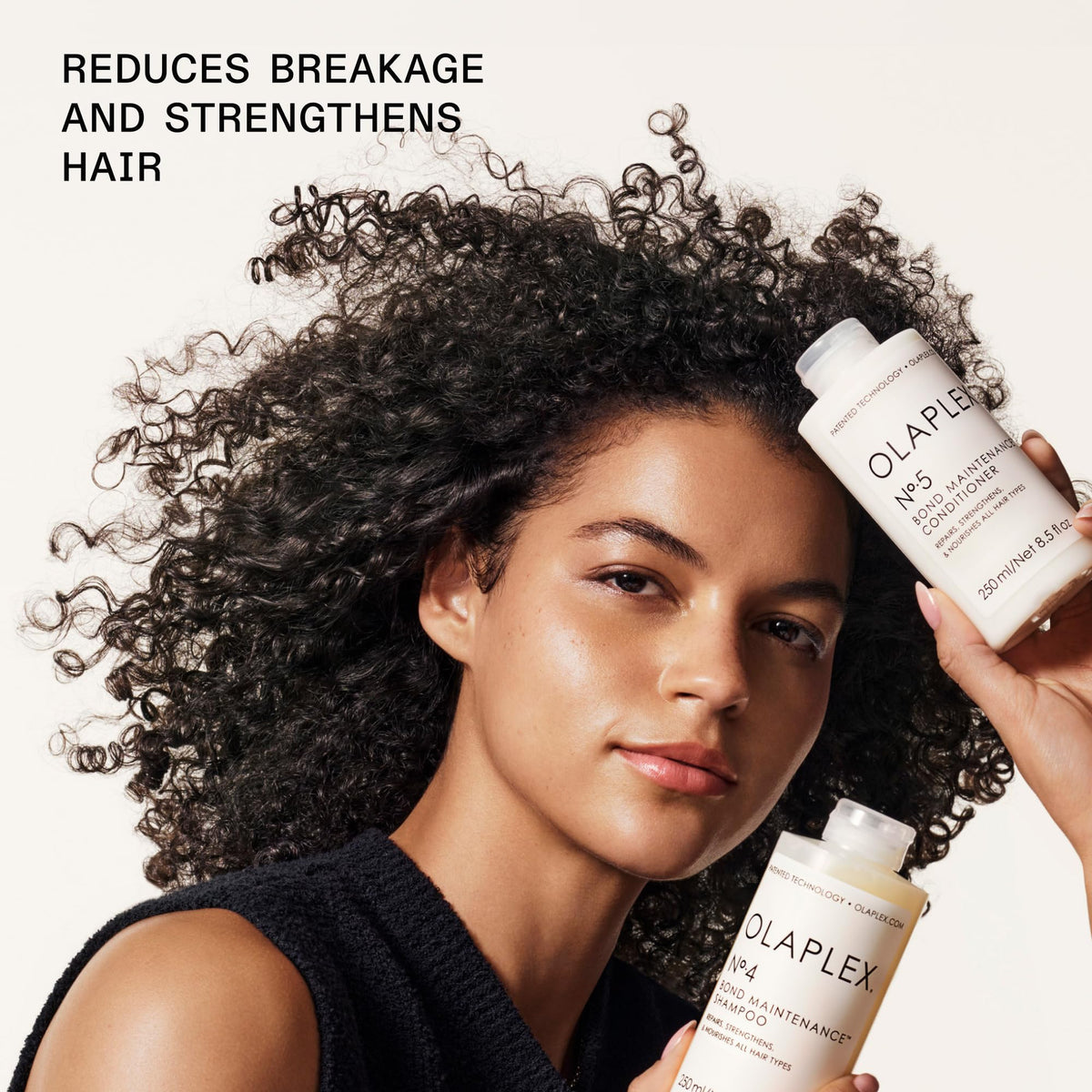Olaplex Nº.4 pouring consistency demonstrating concentrated formula