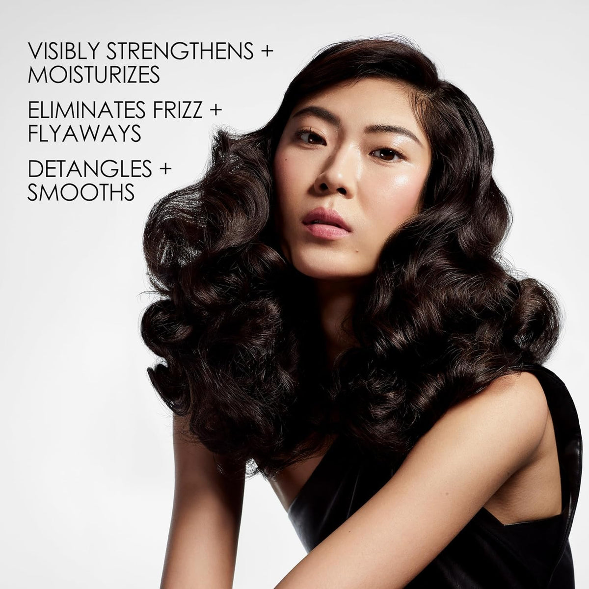 Olaplex Nº.5 creamy texture close-up demonstrating concentrated slip