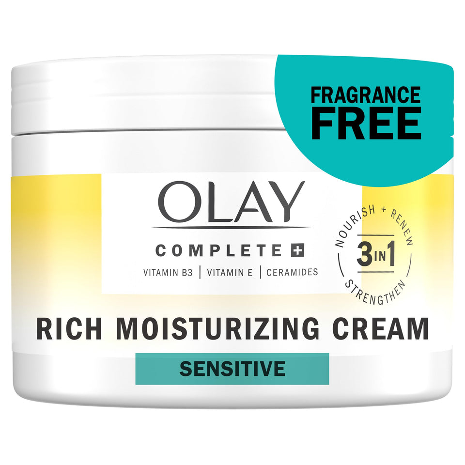 Olay jar front view showing product label and clear benefits