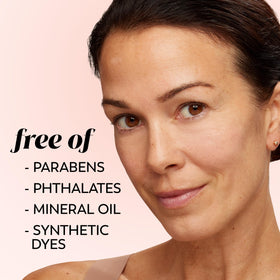 Olay ingredient label highlighting niacinamide and peptide benefits