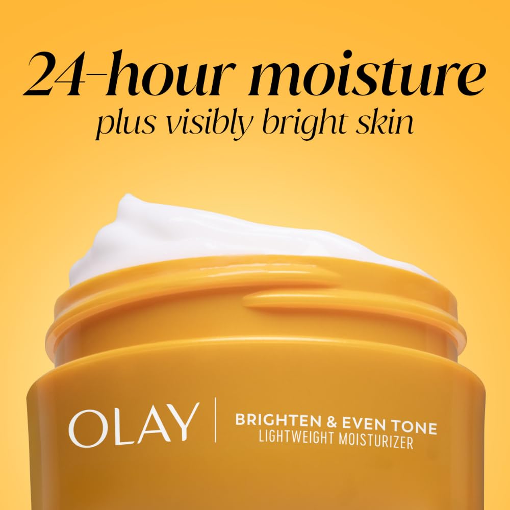 Olay close-up of cream finish on skin showing non-greasy hydration benefit