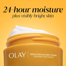 Olay close-up of cream finish on skin showing non-greasy hydration benefit
