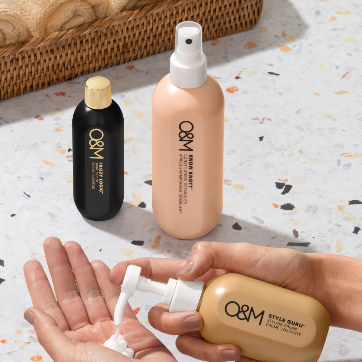 O&M Know Knott ingredients label highlighting argan and macadamia benefits