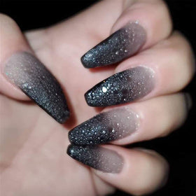 Omainy brush close-up demonstrating smooth application and precise control