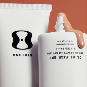 oneskin ingredient label highlighting OS-01 peptide and antioxidant blend