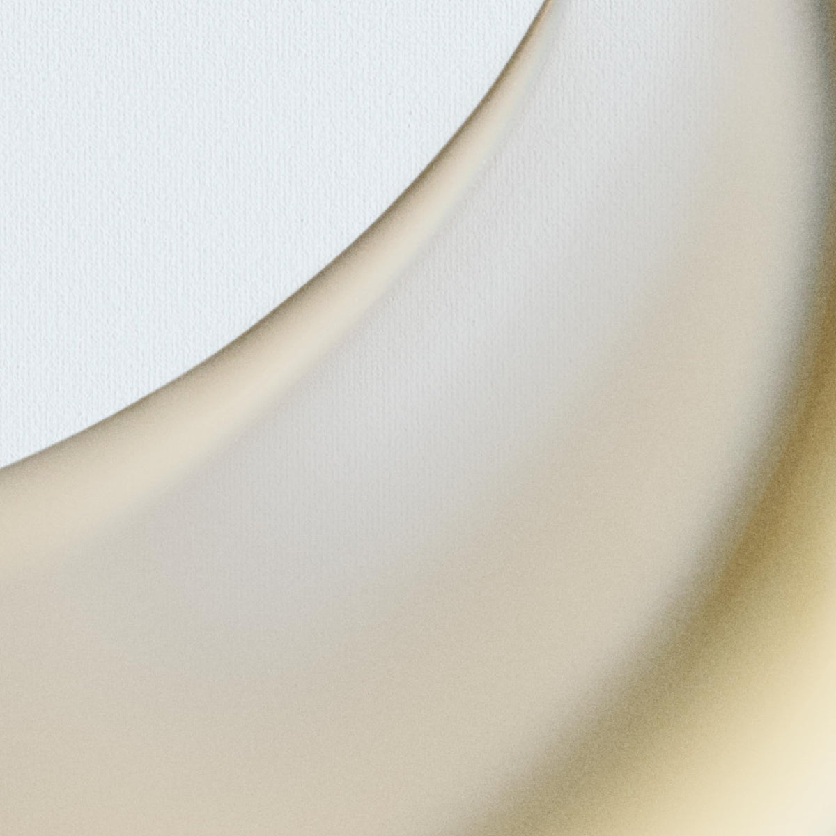 oneskin zinc oxide ingredient close-up highlighting mineral sun protection benefit
