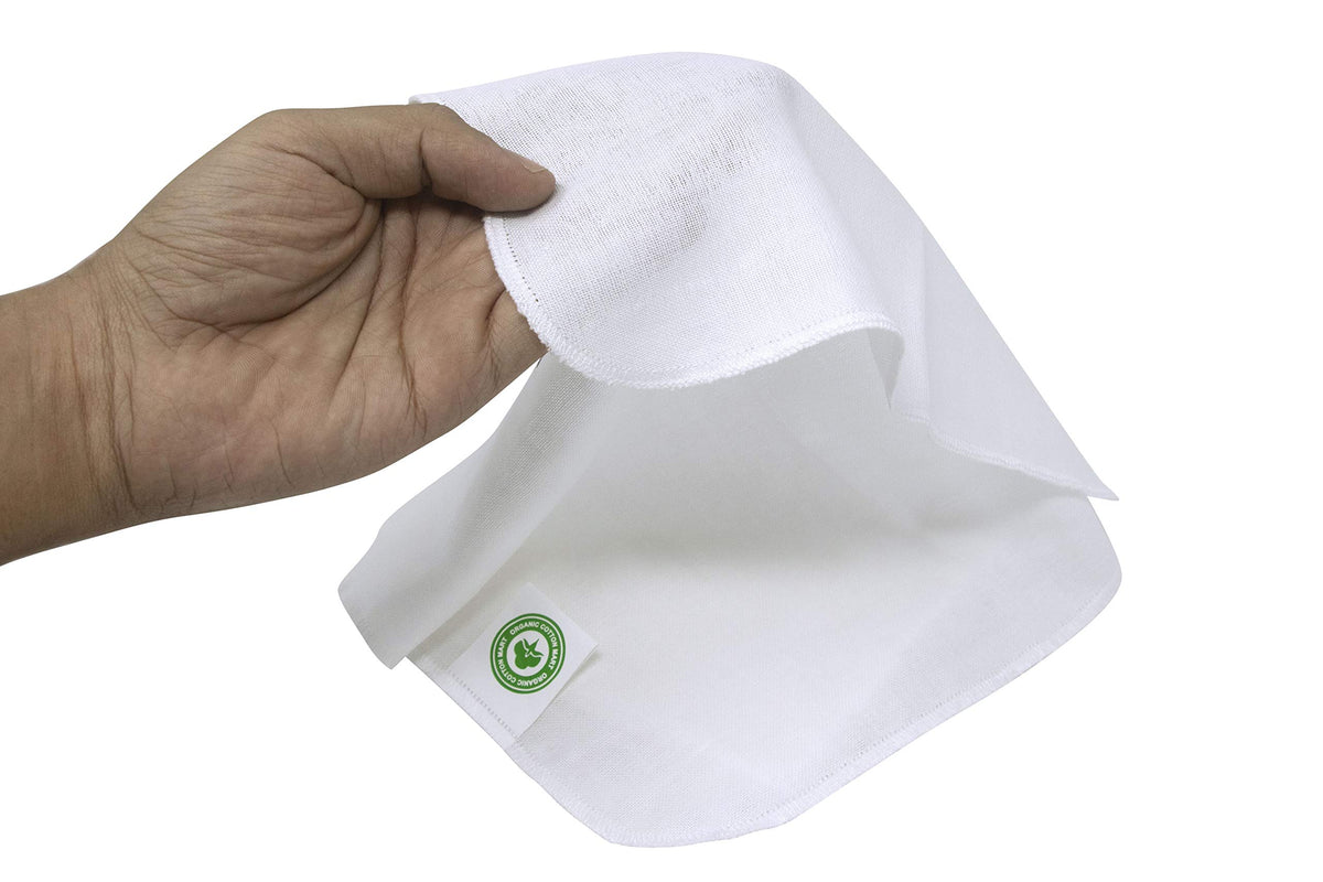 Organic Cotton Mart muslin texture close-up highlighting soft exfoliating weave
