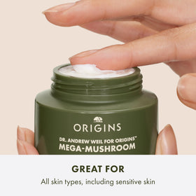 Origins open jar and applicator showing product inside and easy dispensing