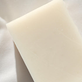 Osmia creamy lather texture demonstrating mild, moisturizing foam