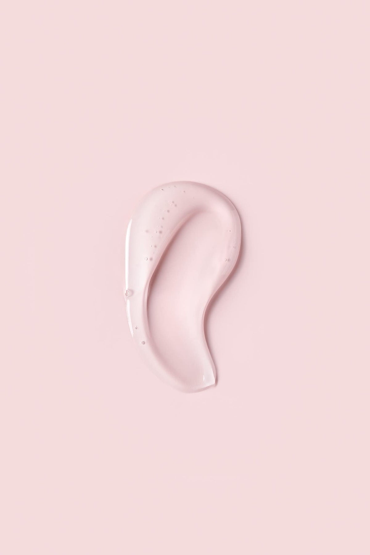 Ouidad gel texture close-up showing smooth consistency for easy distribution