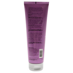 Ouidad texture close-up of gel cream showing creamy consistency and hydration benefit