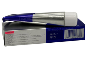 Generic Pair Acne Cream texture close-up illustrating transparent non-greasy finish for smooth application