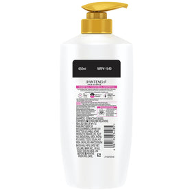 Close-up of Pantene bottle cap and nozzle to show controlled dispensing and travel convenience