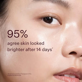Peach & Lily serum texture close-up illustrating lightweight hydration