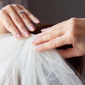 Perfect Formula before and after manicure demonstrating improved shine