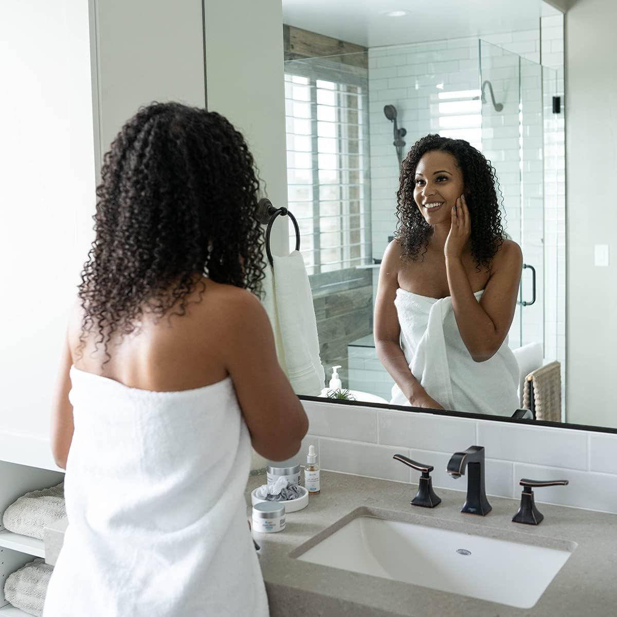 Perfect Image lifestyle bathroom setup portraying routine use and hydrated skin
