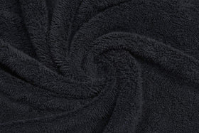 PERFEHAIR towel draped on client in salon showing absorbency and professional use
