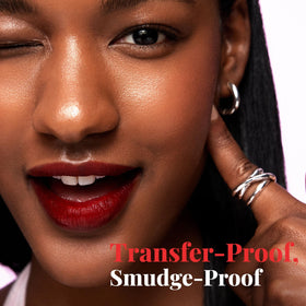 Peripera peel-off process in hand showing clean lift and effortless removal benefit