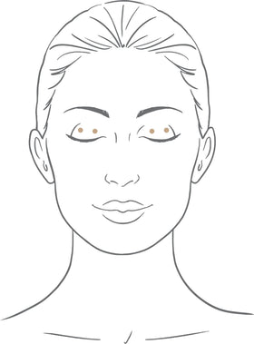 Perricone MD blended on eyelid in natural light showing brightening effect and crease-free benefit