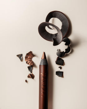 PERSONA graphite pencil used for tightlining demonstrating subtle lash definition